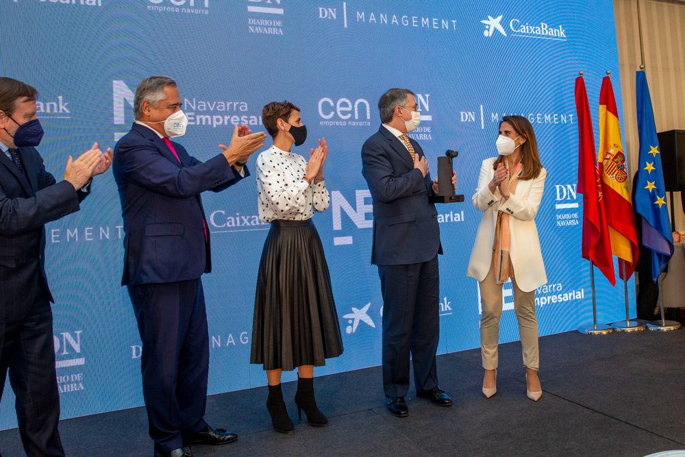 Enrique Ordieres, presidente de Cinfa, recibe el Premio Navarra Empresarial
